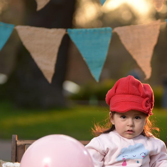 Balloon garland kids party